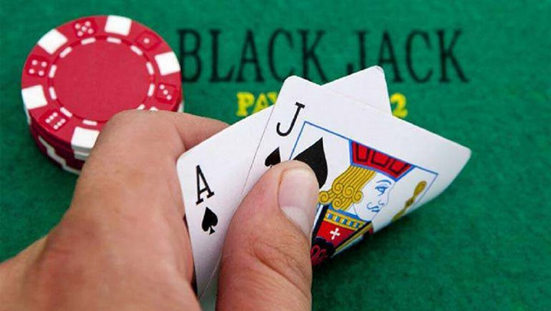 Cách xác định người thắng cuộc trong một ván Blackjack