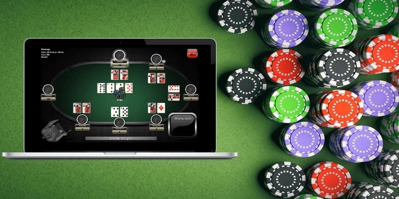 Tại sao nên tải game đánh bài Poker online?