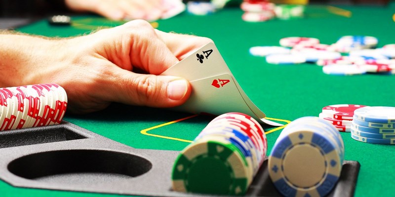 Hand bài Poker là gì?